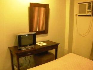 Isabel Suites Laoag Exterior foto